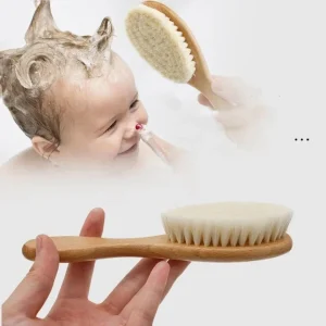 Brosse cheveux en bois pour bébé – Douceur naturelle pour cuir chevelu sensible – Idéale dès la naissance
