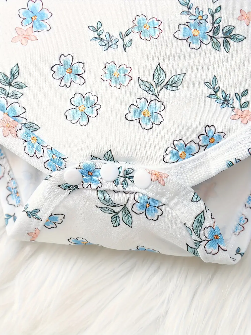 Ensemble naissance 3 pièces bébé fille – flanelle florale avec volants et nœud – Image 6