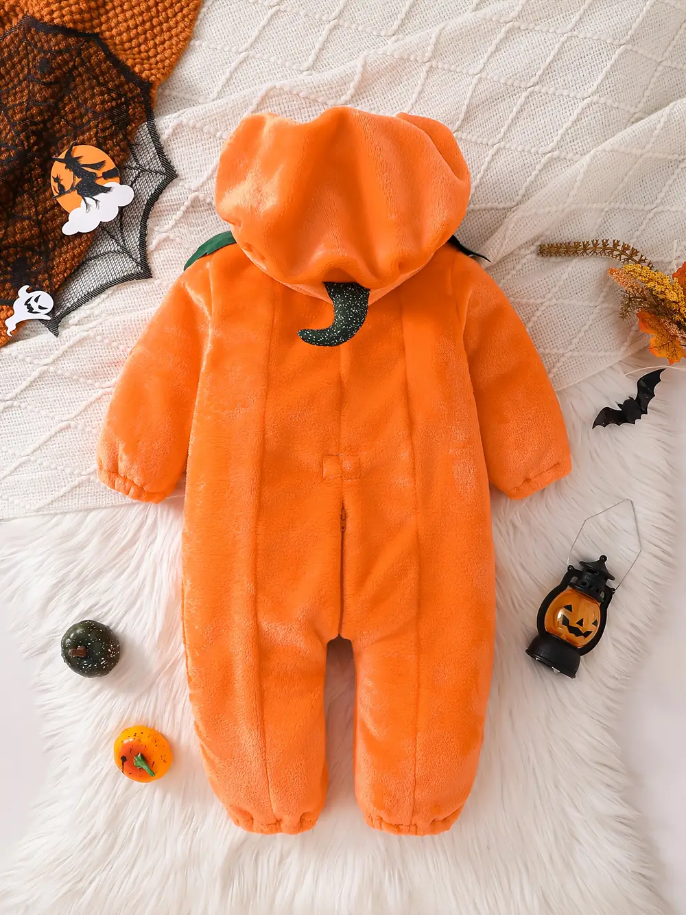 Combinaison bébé en peluche citrouille avec capuche – déguisement doux Halloween – Image 2