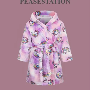 Peignoir enfant en flanelle douce à capuche – motif dessin animé fille