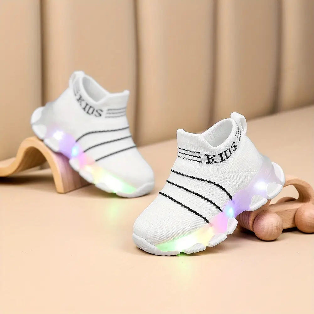 Baskets fille à enfiler avec lumières – légères, confortables et antidérapantes – Image 4