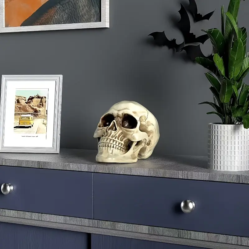 Crâne décoratif en résine – accessoire d’Halloween et fête des Morts – Image 8
