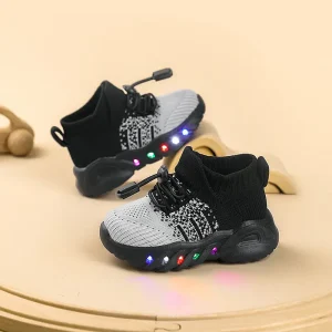 Baskets lumineuses fille – chaussures confort marche stylées 2025
