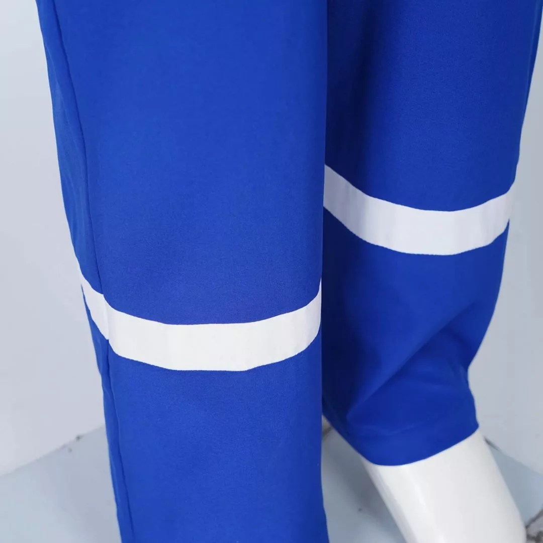 Bleu de travail enfant – Tenue robuste et confortable pour activités en plein air et déguisements métier – Image 4