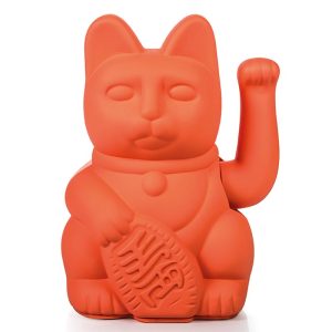 Chat Porte-bonheur, orange néon, passion et énergie