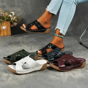 Mules compensées femme croisé effet cuir – confort élégant pour silhouette affinée – talon stable ultra féminin