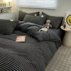 Parure de lit rayures fines élégantes – Confort ultra doux et style chic pour une chambre tendance