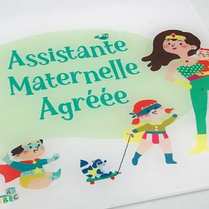 Plaque assistante maternelle verte