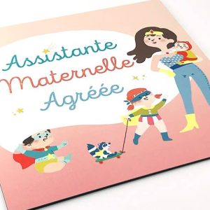 Plaque assistante maternelle rose