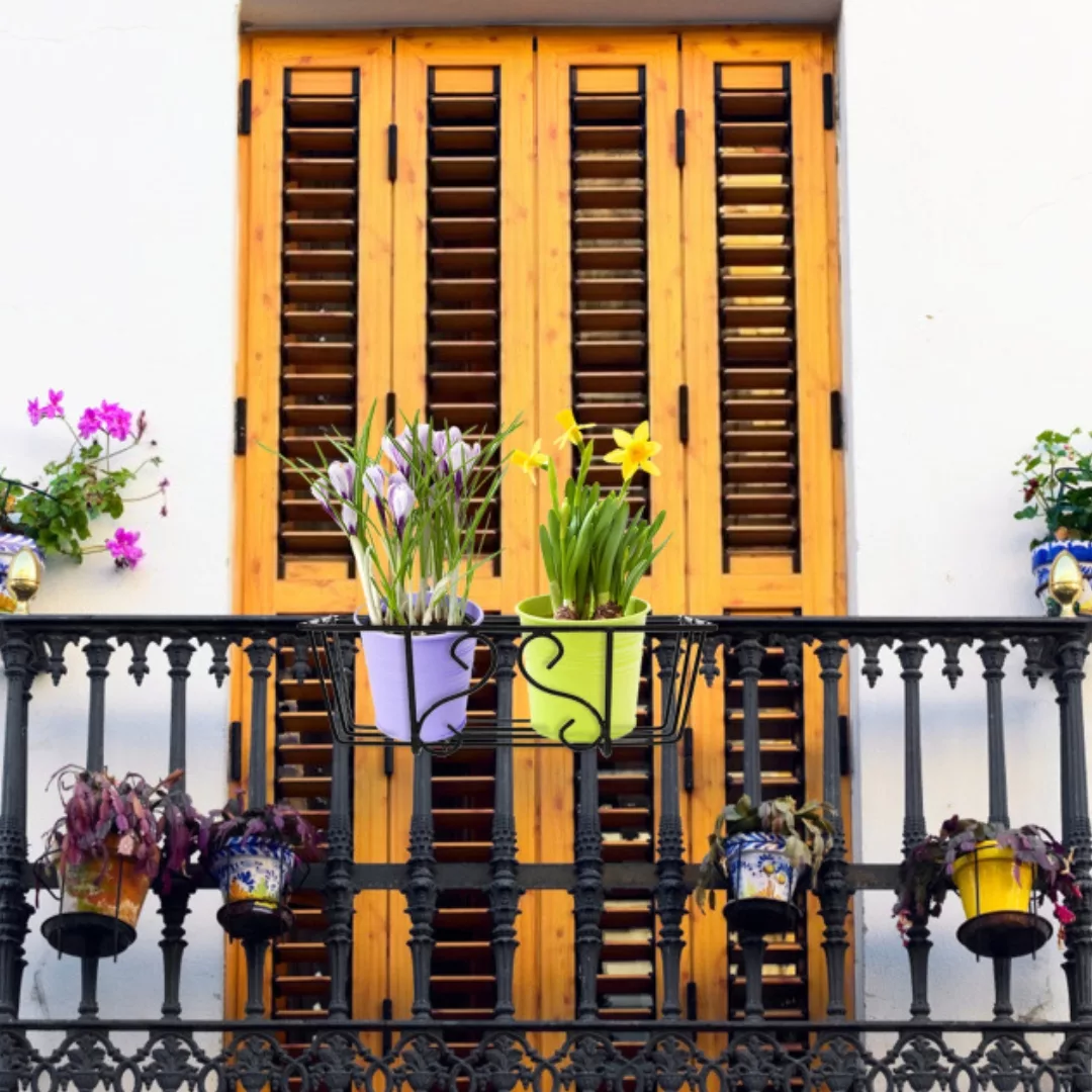 Support pour pots suspendus extérieur balcon – Gagnez de la place et sublimez vos plantes en hauteur – Image 3