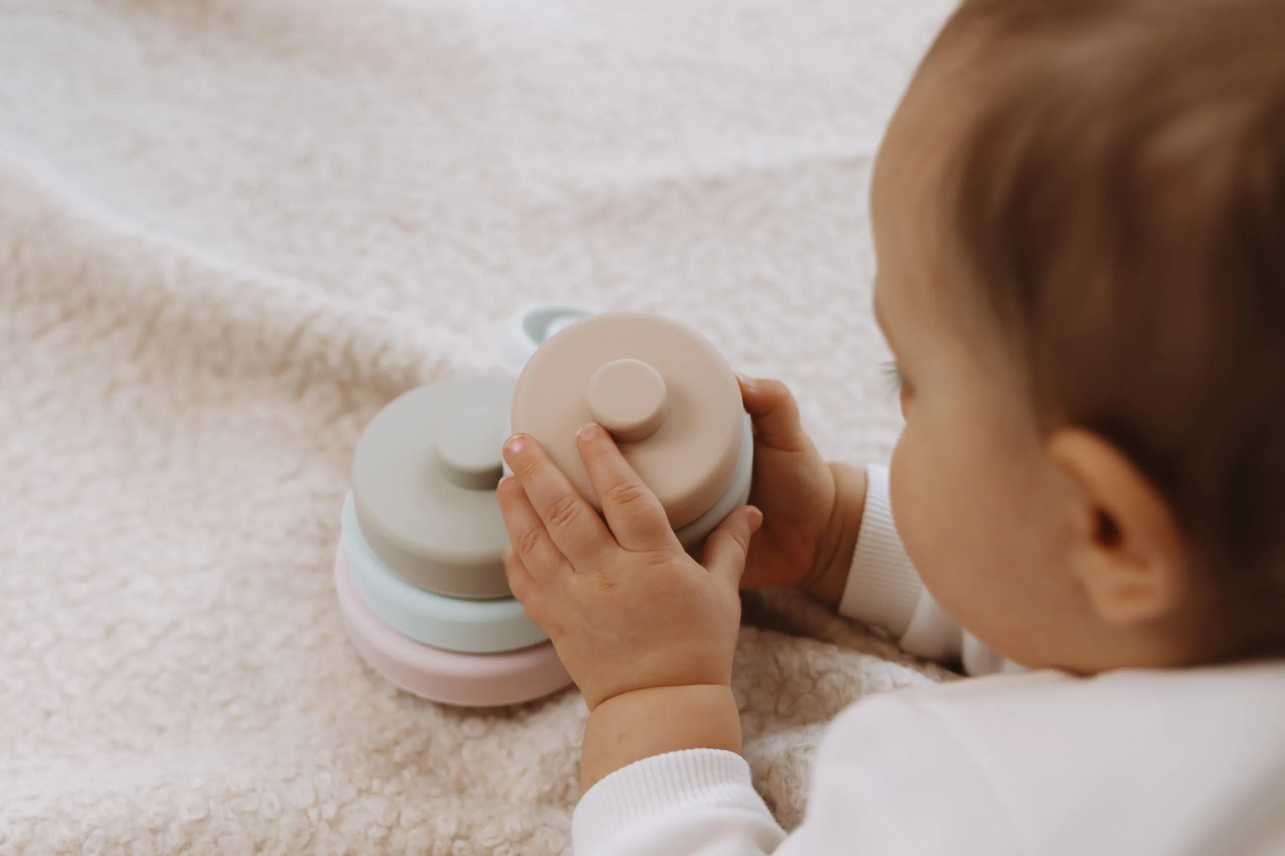 Tour à empiler en silicone – Image 3